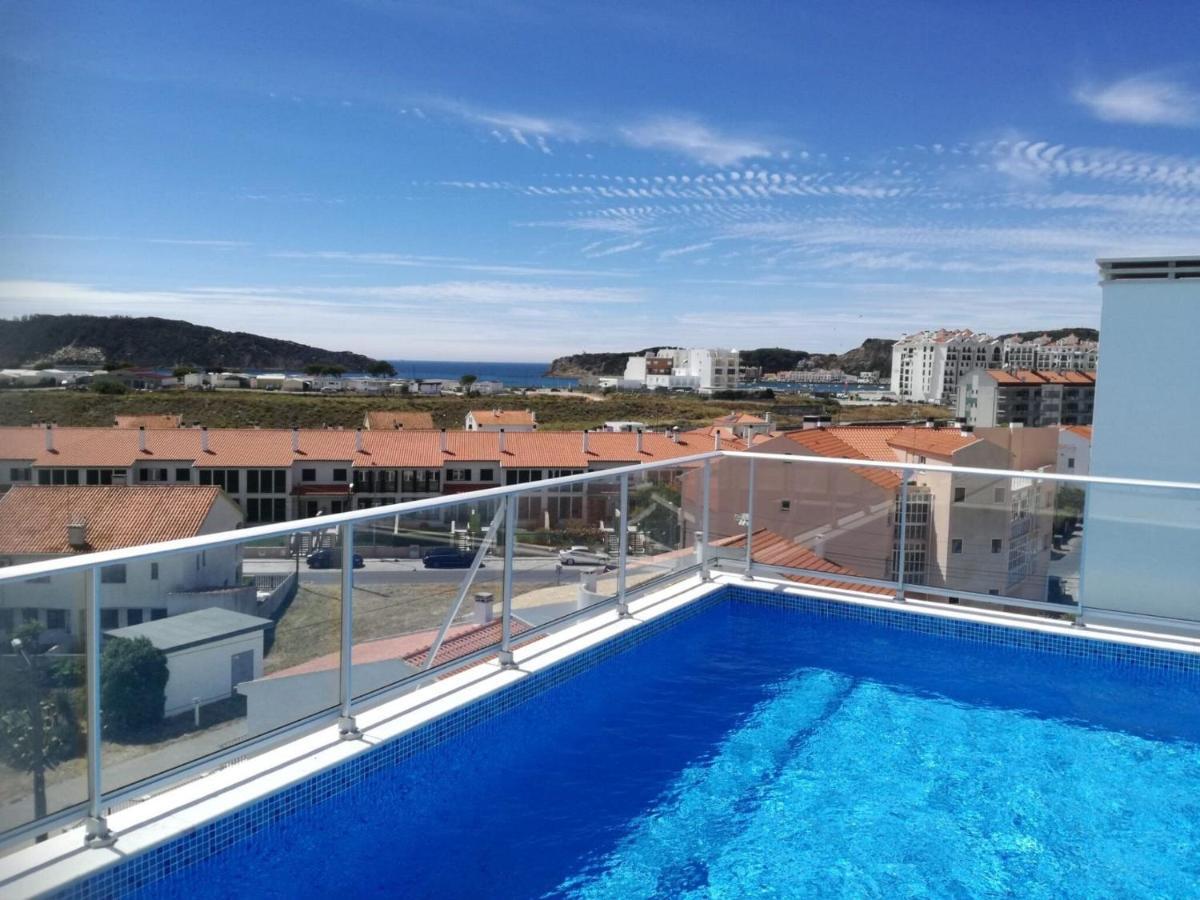 Beautiful Apartment In S O Martinho Do Porto With Balcony São Martinho do Porto Exteriör bild